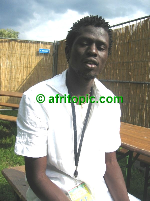 ../Images/afw2006b 493.jpg